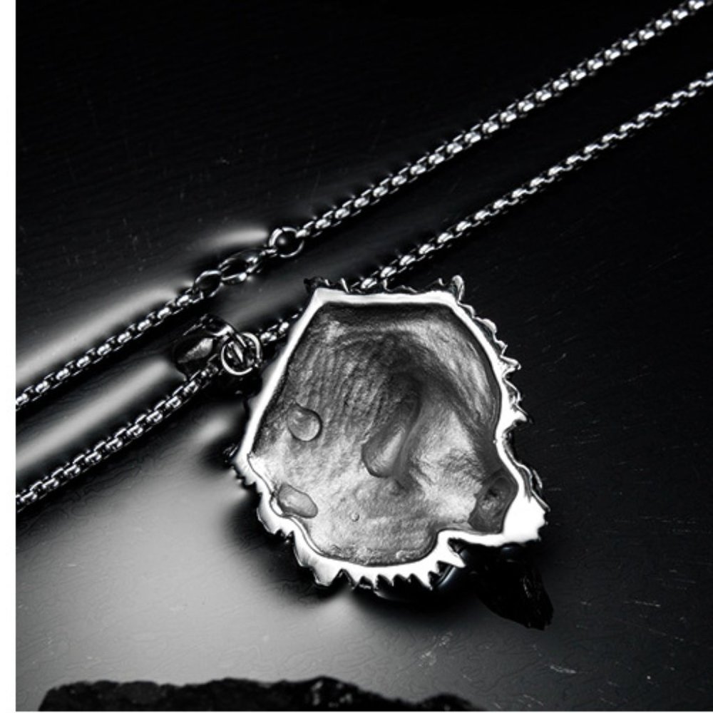 wolf head necklace - Picture 4 of 5